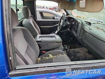 Zdjęcie 10 z 12 samochodu: 2004 GMC NEW SIERRA C1500 VIN:1GTEC14T04Z161635 - miniatura