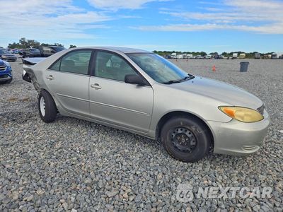 Czwarte zdjęcie samochodu z boku: 2003 TOYOTA CAMRY LE VIN:4T1BE32K13U192936 - miniatura