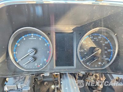 Zdjęcie 9 z 14 samochodu: 2018 TOYOTA RAV4 XLE VIN:JTMWFREV0JJ204407 - miniatura