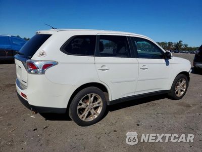 Trzecie zdjęcie samochodu z tyłu: 2014 MITSUBISHI OUTLANDER SE VIN:JA4AZ3A36EZ006645 - miniatura