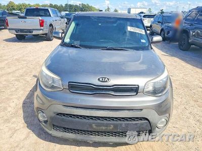 Piąte zdjęcie samochodu w środku: 2018 KIA SOUL + VIN:KNDJP3A56J7594176 - miniatura