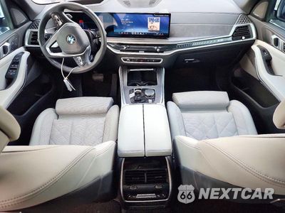 Zdjęcie 8 z 14 samochodu: 2025 BMW X5 XDRIVE40I VIN:5UX23EU07S9Z71517 - miniatura