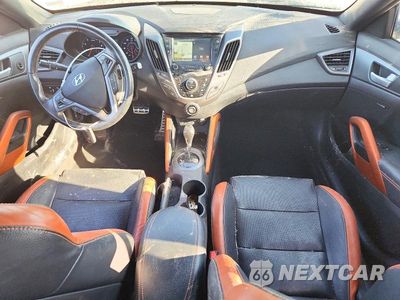 Zdjęcie 8 z 12 samochodu: 2017 HYUNDAI VELOSTER TURBO VIN:KMHTC6AE7HU313838 - miniatura