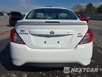 Zdjęcie 6 z 13 samochodu: 2019 NISSAN VERSA SV VIN:3N1CN7AP1KL828232 - miniatura