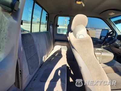 Zdjęcie 10 z 12 samochodu: 2001 FORD F250 SUPER DUTY VIN:3FTNX21F71MA64518 - miniatura