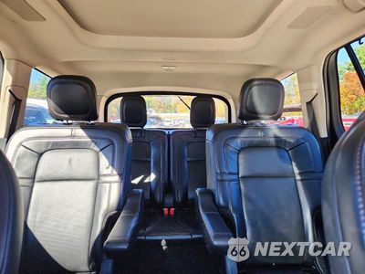 Zdjęcie 10 z 13 samochodu: 2020 LINCOLN AVIATOR RESERVE VIN:5LM5J7XC1LGL20198 - miniatura