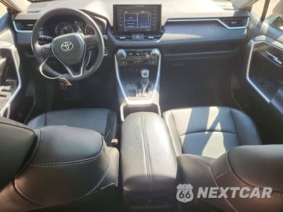 Zdjęcie 8 z 13 samochodu: 2022 TOYOTA RAV4 XLE PREMIUM VIN:2T3C1RFVXNW236031 - miniatura