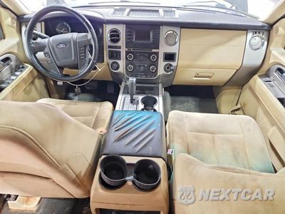 Zdjęcie 8 z 13 samochodu: 2017 FORD EXPEDITION XLT VIN:1FMJU1JT7HEA74436 - miniatura
