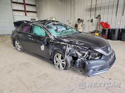 Czwarte zdjęcie samochodu z boku: 2017 NISSAN ALTIMA 3.5 SL VIN:1N4BL3AP2HC112862 - miniatura