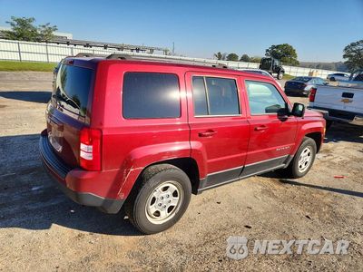Trzecie zdjęcie samochodu z tyłu: 2015 JEEP PATRIOT SPORT VIN:1C4NJPBA7FD361793 - miniatura