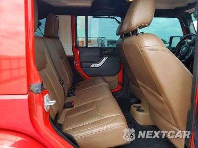 Zdjęcie 10 z 13 samochodu: 2016 JEEP WRANGLER UNLIMITED SAHARA VIN:1C4BJWEG5GL288878 - miniatura