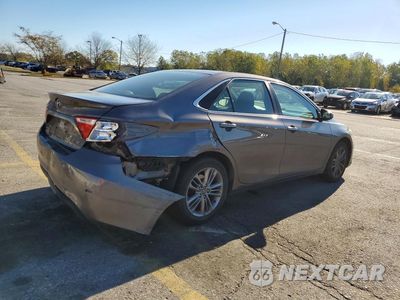 Trzecie zdjęcie samochodu z tyłu: 2016 TOYOTA CAMRY SE VIN:4T1BF1FK2GU600443 - miniatura