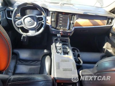 Zdjęcie 8 z 13 samochodu: 2017 VOLVO S90 T6 INSCRIPTION VIN:YV1A22ML3H1014649 - miniatura