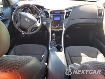 Zdjęcie 8 z 12 samochodu: 2013 HYUNDAI SONATA SE VIN:5NPEC4AC2DH587422 - miniatura