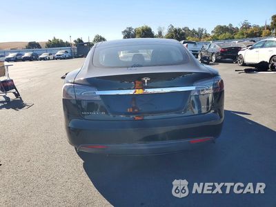 Zdjęcie 6 z 13 samochodu: 2015 TESLA MODEL S 85D VIN:5YJSA1H26FF086913 - miniatura