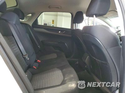 Zdjęcie 10 z 12 samochodu: 2025 KIA K5 LXS VIN:KNAG24J78S5286226 - miniatura
