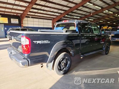 Trzecie zdjęcie samochodu z tyłu: 2006 TOYOTA TUNDRA DOUBLE CAB LIMITED VIN:5TBDT48186S512665 - miniatura