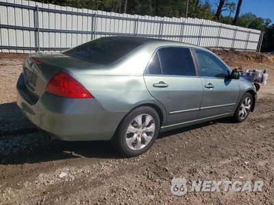 Trzecie zdjęcie samochodu z tyłu: 2007 HONDA ACCORD SE VIN:1HGCM56397A212112 - miniatura