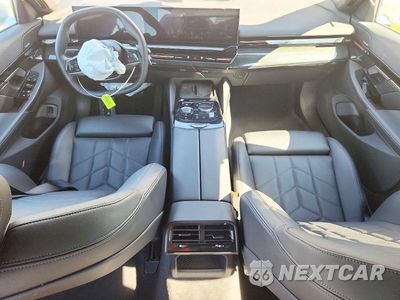 Zdjęcie 8 z 12 samochodu: 2026 BMW 530 XI VIN:WBA53FJ09TCV04402 - miniatura