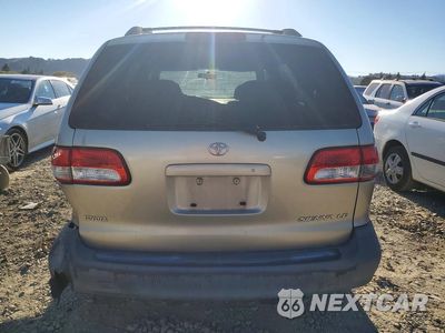 Zdjęcie 6 z 13 samochodu: 2001 TOYOTA SIENNA LE VIN:4T3ZF13CX1U351075 - miniatura