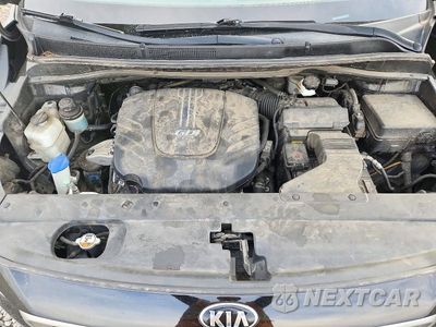 Zdjęcie 12 z 13 samochodu: 2018 KIA SEDONA EX VIN:KNDMC5C10J6371846 - miniatura