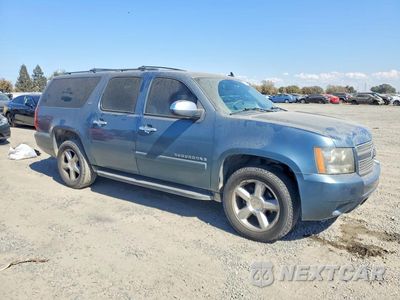 Czwarte zdjęcie samochodu z boku: 2008 CHEVROLET SUBURBAN K1500 LS VIN:3GNFK16308G133268 - miniatura