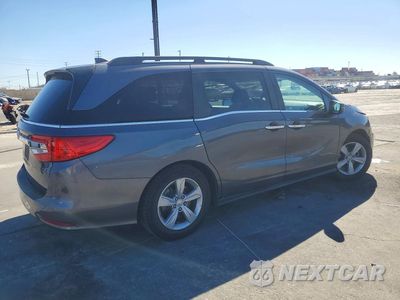 Trzecie zdjęcie samochodu z tyłu: 2018 HONDA ODYSSEY EXL VIN:5FNRL6H79JB110955 - miniatura