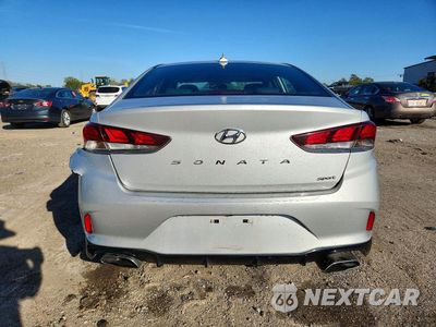 Zdjęcie 6 z 12 samochodu: 2019 HYUNDAI SONATA SPORT VIN:5NPE34AFXKH780361 - miniatura