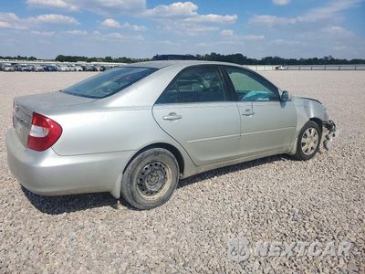Trzecie zdjęcie samochodu z tyłu: 2003 TOYOTA CAMRY LE VIN:4T1BE32K83U135018 - miniatura