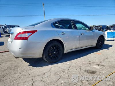 Trzecie zdjęcie samochodu z tyłu: 2009 NISSAN MAXIMA 3.5 S VIN:1N4AA51E99C842703 - miniatura
