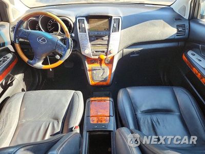 Zdjęcie 8 z 14 samochodu: 2005 LEXUS RX 330 VIN:2T2HA31U25C084723 - miniatura