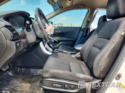 Zdjęcie 7 z 13 samochodu: 2014 HONDA ACCORD SPORT VIN:1HGCR2F51EA032816 - miniatura