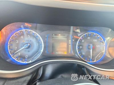 Zdjęcie 9 z 14 samochodu: 2020 CHRYSLER PACIFICA TOURING L VIN:2C4RC1BG8LR114496 - miniatura