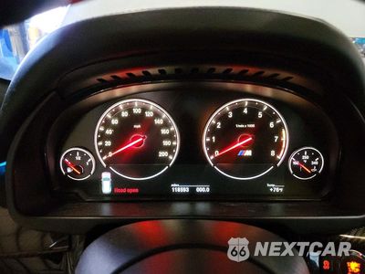 Zdjęcie 9 z 13 samochodu: 2016 BMW X5 M VIN:5YMKT6C57G0R78720 - miniatura