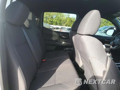 Zdjęcie 10 z 12 samochodu: 2019 TOYOTA TACOMA TRD OFF-ROAD VIN:3TMCZ5AN1KM239731 - miniatura
