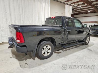 Trzecie zdjęcie samochodu z tyłu: 2019 RAM 1500 CLASSIC TRADESMAN VIN:1C6RR7FG0KS664081 - miniatura