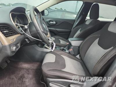 Zdjęcie 7 z 12 samochodu: 2016 JEEP CHEROKEE SPORT VIN:1C4PJLAB9GW329879 - miniatura