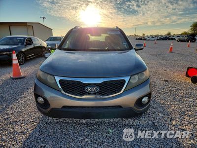 Piąte zdjęcie samochodu w środku: 2011 KIA SORENTO EX VIN:5XYKU3A18BG102732 - miniatura