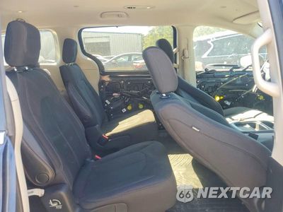 Zdjęcie 11 z 13 samochodu: 2019 CHRYSLER PACIFICA TOURING PLUS VIN:2C4RC1FG2KR738061 - miniatura