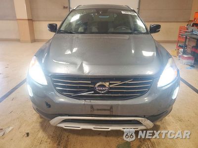 Piąte zdjęcie samochodu w środku: 2017 VOLVO XC60 T5 DYNAMIC VIN:YV440MRR3H2110449 - miniatura