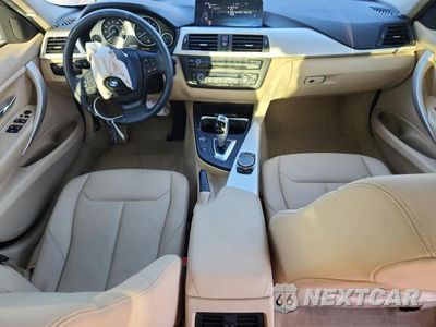 Zdjęcie 8 z 12 samochodu: 2015 BMW 320 I XDRIVE VIN:WBA3C3C51FP663345 - miniatura