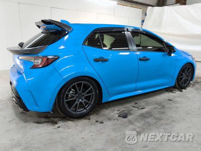 Trzecie zdjęcie samochodu z tyłu: 2022 TOYOTA COROLLA HATCHBACK SE VIN:JTNB4MBEXN3157436 - miniatura