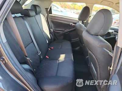 Zdjęcie 10 z 12 samochodu: 2010 TOYOTA COROLLA MATRIX S VIN:2T1LE4EE4AC018454 - miniatura