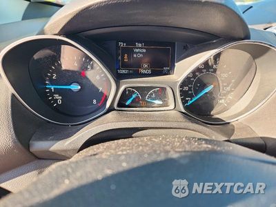 Zdjęcie 9 z 13 samochodu: 2019 FORD ESCAPE SE VIN:1FMCU9GD5KUA09363 - miniatura