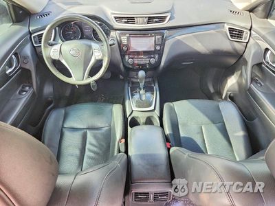 Zdjęcie 8 z 14 samochodu: 2016 NISSAN ROGUE SL VIN:5N1AT2MT0GC862165 - miniatura