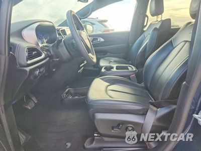 Zdjęcie 7 z 13 samochodu: 2023 CHRYSLER PACIFICA TOURING L VIN:2C4RC3BGXPR600325 - miniatura
