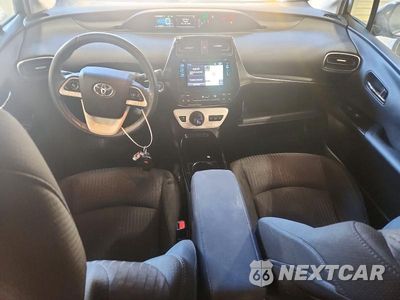 Zdjęcie 8 z 12 samochodu: 2017 TOYOTA PRIUS PRIME PLUS VIN:JTDKARFP3H3061898 - miniatura
