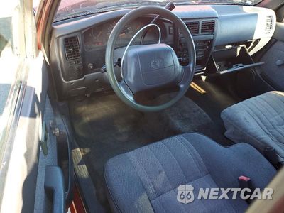 Zdjęcie 8 z 12 samochodu: 1996 TOYOTA TACOMA V6 VIN:4TAVN52N2TZ176797 - miniatura