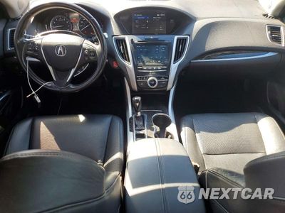 Zdjęcie 8 z 12 samochodu: 2019 ACURA TLX VIN:19UUB1F39KA003982 - miniatura
