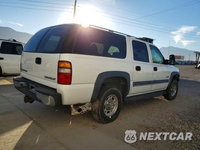 Trzecie zdjęcie samochodu z tyłu: 2002 CHEVROLET SUBURBAN K2500 VIN:3GNGK26G02G279724 - miniatura
